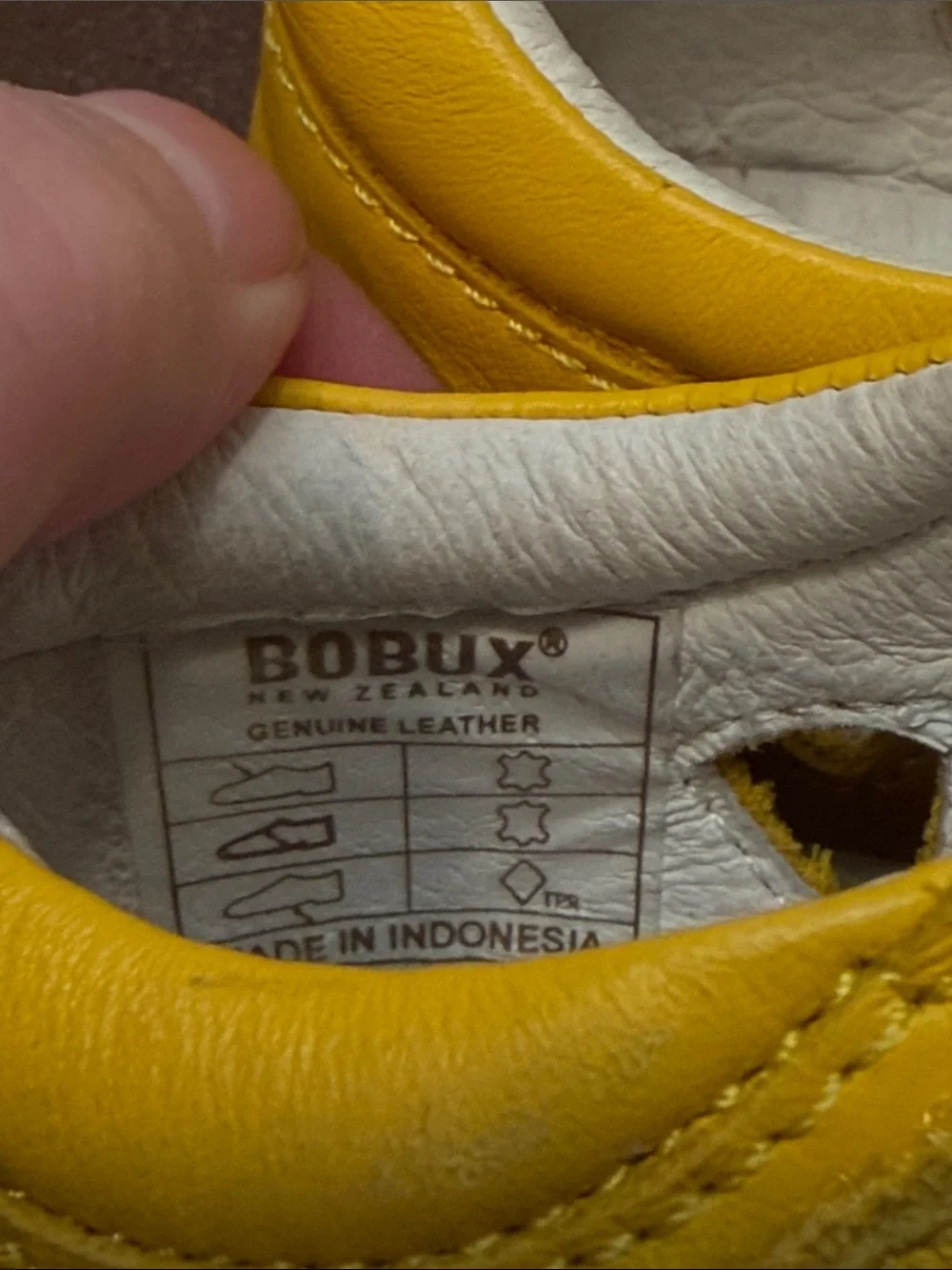 Bobux I-Walk Tidal Yellow Leather T-Strap Kids Sandals, US 9.5, EU 26